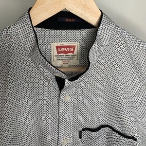 Levi’s dress shirt
